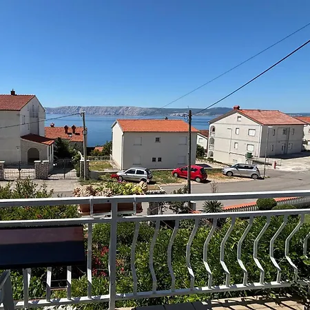 3 Bedroom Awesome In Apartman
